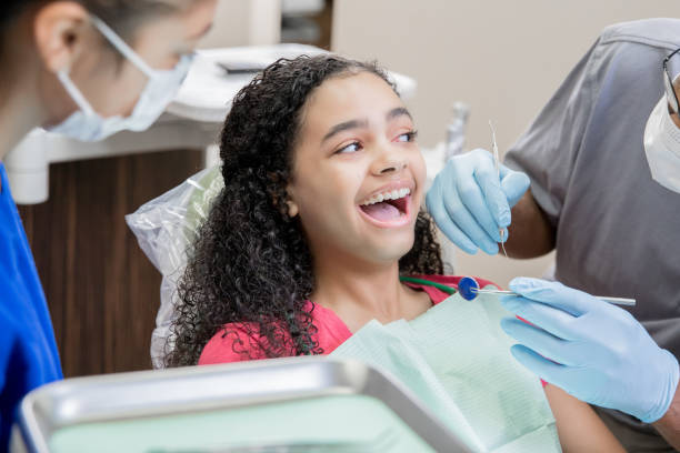 Best Emergency Gum Treatment in Lathrop, MO